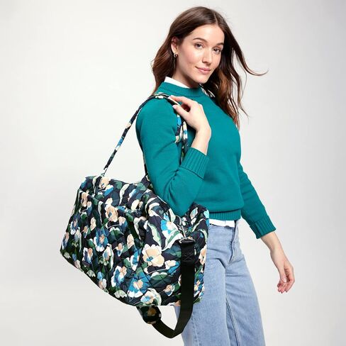 حقيبة دفل كبيرة للسفر للسيدات من Vera Bradley in Kuwait
