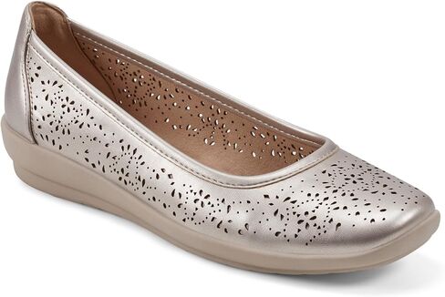 Easy Spirit Women's Alessia3 Ballet Flat in Saudi Arabia