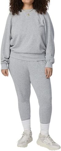 كنزة Bandier x Sincerely Jules The Juniper ذات رقبة دائرية in Kuwait