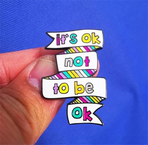 دبوس بروش مطلي بالمينا بتصميم اقتباسات مرحة بعبارة It Is Ok Not To Be Ok، دبوس مطلي بالمينا، شارة للتوعية بالصحة العقلية والاكتئاب، دبوس مينا اقتباسات واقتباسات واقتباسات واقتباسات للاصدقاء وشنطة in Saudi Arabia