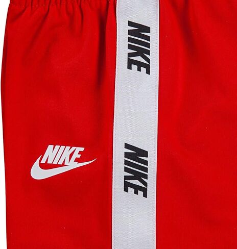 طقم جاكيت وسروال بسحاب كامل بشريط شعار للأولاد الصغار من Nike مكون من قطعتين in Saudi Arabia