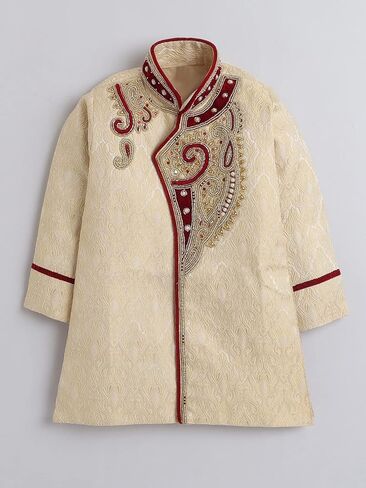 مجموعة AHHAAAAA للأطفال الهندية العرقية المطرزة بالشرواني والمؤخرات مع مجموعة دوباتا التقليدية للأولاد in Kuwait