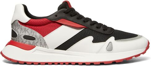 مدرب مايكل كورس مايلز in Kuwait