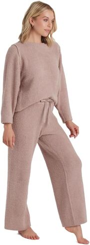 Softies Solid Marshmallow Reverse Seam Crew Neck Lounge Set in Saudi Arabia