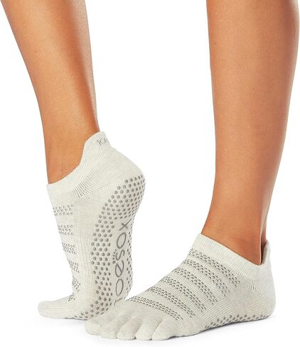 toesox Grip F/T رمال بيضاء منخفضة الارتفاع، صغير in Kuwait