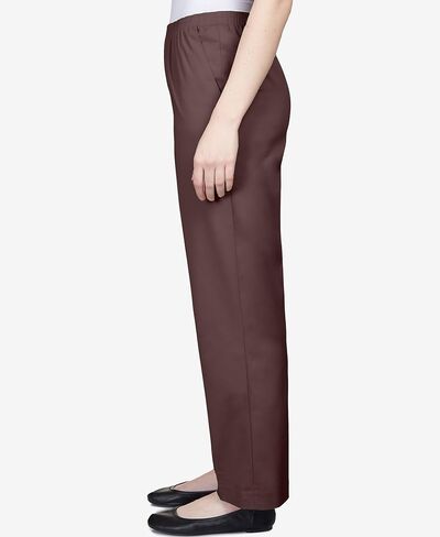 Alfred Dunner Womens Plus-Size Soft Twill Mid-Rise Regular Fit Straight Leg Short Length Casual Pant in Saudi Arabia