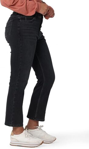 Wrangler Women's High-Rise Rodeo Straight Leg Crop Jean in Kuwait
