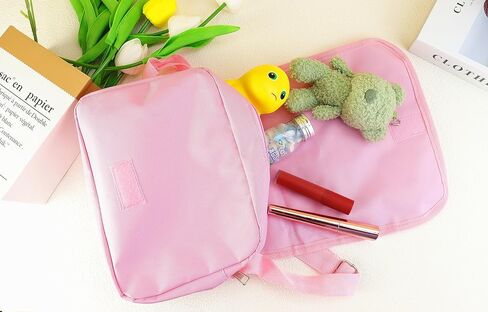 شنطة كروس من القماش مع رقعة بريبي لطيفة للنساء والفتيات، شنطة كتف كاجوال للطلاب، شنطة مدرسية ساتشيل بلون زهري in Kuwait