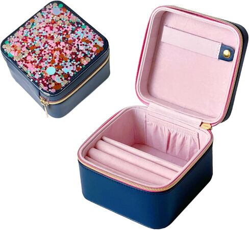 منظم المجوهرات الأساسيات للحفلات المعبأة؛ تخزين الأزياء الصغيرة للنساء والفتيات للخواتم والقلائد والأقراط؛ مظهر عصري للسيدات في المدرسة أو العمل أو السفر أو في المنزل؛ الأزرق الداكن in Kuwait