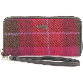 محفظة وسوار معصم بسحاب من Mucros Weavers Tweed in Kuwait