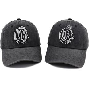 2 قطعة قبعات السيد والسيدة EST 2024 المتطابقة للرجال والنساء هدايا، قبعات بيسبول مطرزة عتيقة من القطن قابلة للتعديل in Kuwait