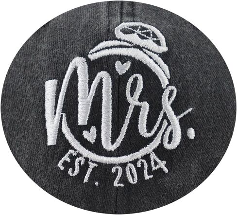 2 قطعة قبعات السيد والسيدة EST 2024 المتطابقة للرجال والنساء هدايا، قبعات بيسبول مطرزة عتيقة من القطن قابلة للتعديل in Kuwait