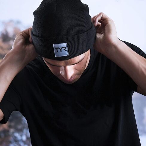 قبعة صغيرة معزولة بأساور للجنسين من TYR in Kuwait