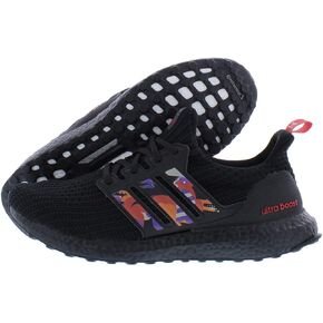 حذاء رياضي أديداس Ultraboost DNA للكبار من الجنسين in Kuwait