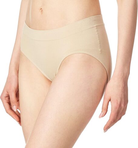 Bali Women's One U All Around Smoothing Hipster Panties in Saudi Arabia