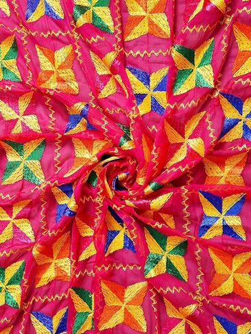وشاح للسيدات من Weavers Villa صناعة يدوية هندية عرقية Dupatta Phulkari مطرزة Dupatta Chunni/سرقة/وشاح in Kuwait
