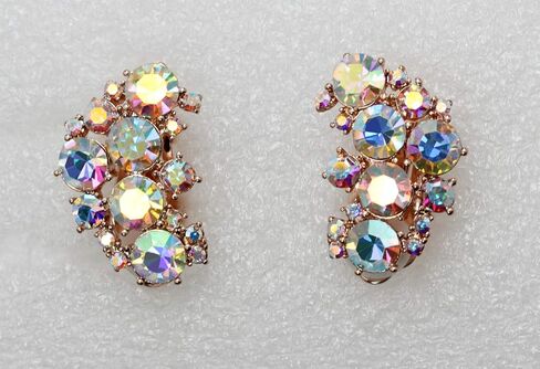 Faship Gorgeous Clip Ons Floral Earrings in Saudi Arabia