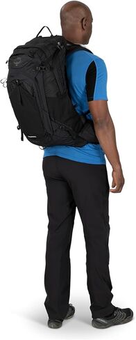 Osprey Men's Manta w/Res, Black, O/S in Saudi Arabia