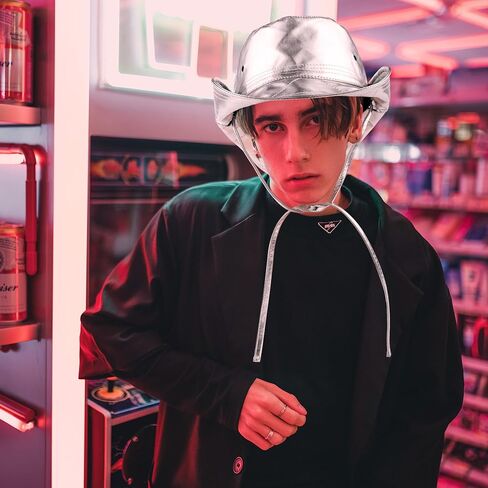 ديسكو كاوبوي قبعة بحافة فضية معدنية بوني قبعة لامعة في الهواء الطلق قبعة الشمس مع سلسلة المرأة الهذيان حفلة الموسيقى مهرجان قبعة in Kuwait