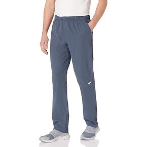 بدلة الاحماء للرجال من Speedo Standard Tech Team