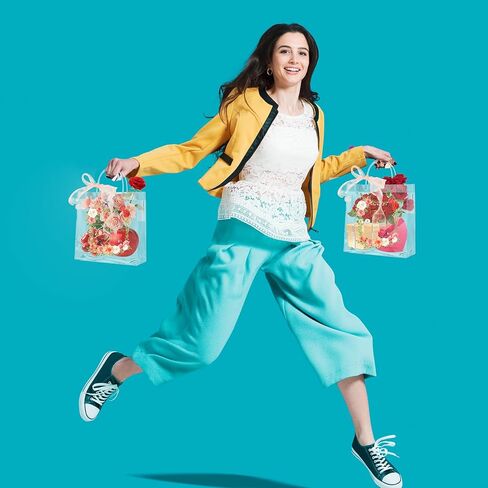 24 قطعة من حقيبة هدايا الزفاف بمقبض، حقائب هدايا شفافة مع شريط لحفلات الزفاف وحقائب بلاستيكية وحقائب تغليف الهدايا لحفلات الزفاف والخطوبة والذكرى السنوية ((7.87 بوصة × 7.87 بوصة × 3.94 بوصة) in Kuwait