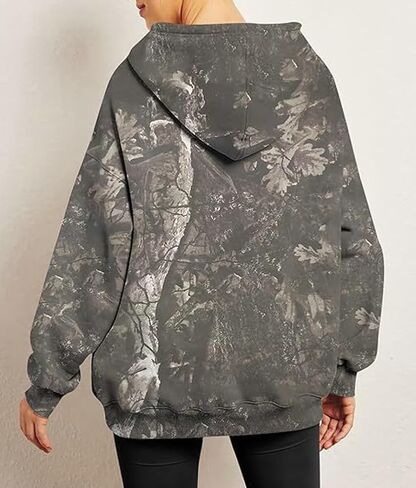 سترة Epsion النسائية ذات الأكمام الطويلة ذات القلنسوة ذات الأكمام الطويلة وطباعة أوراق القيقب، بلوفر مموه كاجوال in Kuwait