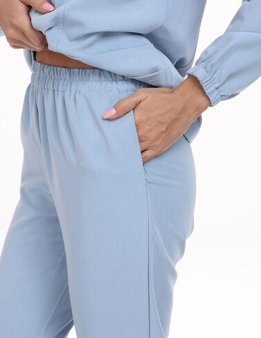 مجموعة Ninsam Essential Warm Scrub للنساء، سترة أمامية بإبزيم وسروال متوسط ​​الساق مستقيم، ناعم قابل للتمدد 6 جيوب in Kuwait