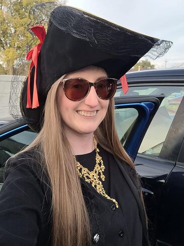 قلادة الهالوين الشرير، قلادة على شكل جمجمة قوطية على شكل عظمة، قلادة على شكل مريلة، مجوهرات للنساء in Kuwait