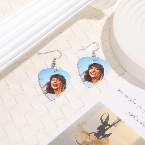 Coolcos TS Friendship Merch Lover الأقراط الإكسسوارات للنساء العصرية أقراط تايلور الحفلة الموسيقية هدايا القلب تتدلى الأقراط أقراط الغيتار هدية للمعجبين in Kuwait