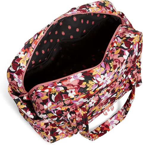Vera Bradley Cotton Utility Travel Bag in Saudi Arabia