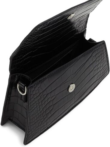 نسميها الربيع تريكونيس in Kuwait