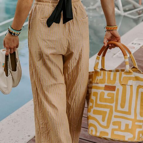 حقيبة Ubuntu Life Weekender Tote - حقيبة كبيرة من القماش وحقيبة شاطئ وحقيبة سفر مصنوعة من القطن الطبيعي in Kuwait