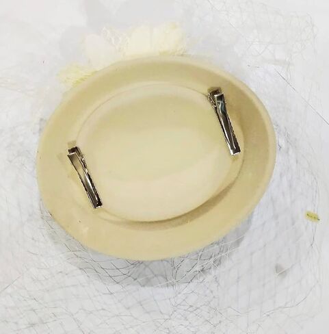 المرأة الفاسناتور قبعة زهرة ريشة شبكة الوجه الحجاب مشبك شعر علبة حبوب منع الحمل القبعات مع مجموعة اكسسوارات اللؤلؤ وقفازات الساتان قصيرة in Saudi Arabia