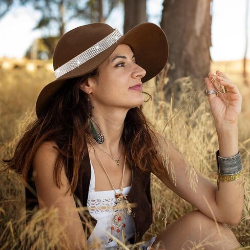 WDAHDHP Bling Hat Band with Rhinestones, 4Pcs Adjustable Cowboy Hatband, Cowgirl Hat Belt Western Hat Accessories for Men Women Brown in Kuwait