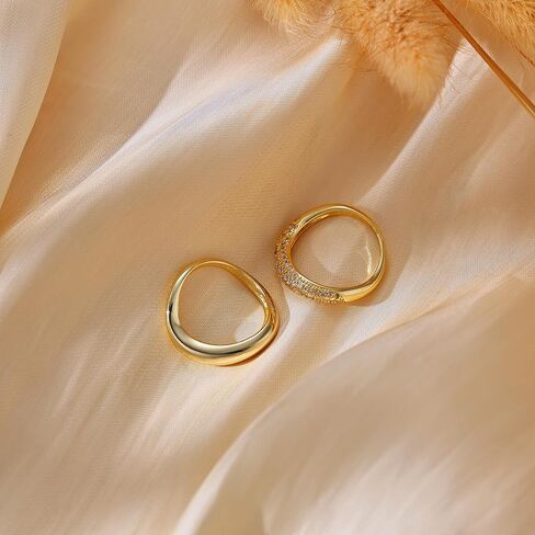 خواتم ذهبية Picuzzy للنساء، حلقات موجة مطلية بالذهب عيار 14 قيراط قابلة للتكديس العصرية مكونة من قطعتين خاتم للنساء مكعب زركونيا مجموعة خواتم مجوهرات عصرية هدية للنساء والفتيات المراهقات مقاس 5-10 in Kuwait