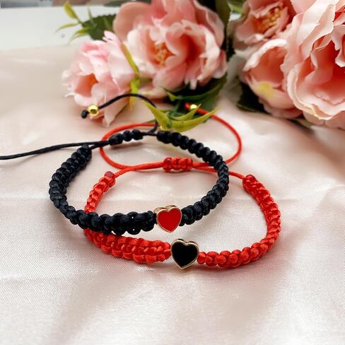 ZMANYIJEW مجموعة من 2 أساور ملونة متطابقة على شكل قلب، مجموعة أساور زوجين قابلة للتعديل، أساور طويلة المسافة للشركاء، أساور عيد الحب in Kuwait