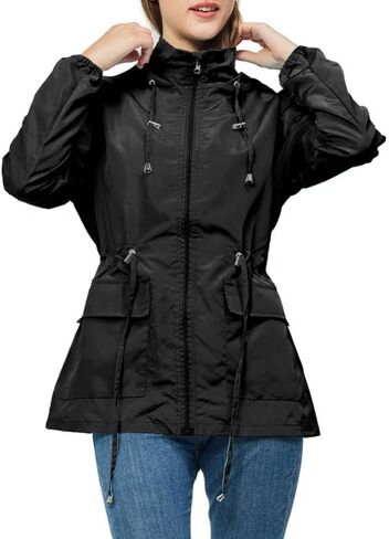 سترة مطر نسائية مقاومة للماء مع غطاء رأس، معطف واق من المطر خفيف الوزن وقابل للتعبئة للتنزه سيرًا على الأقدام والسفر في الهواء الطلق مع جيوب in Kuwait