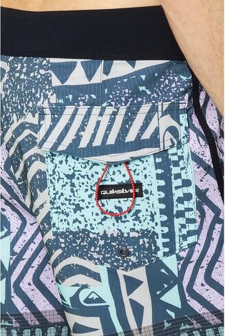 شورت سباحة قياسي Highlite Arch 19 للرجال من Quiksilver in Kuwait