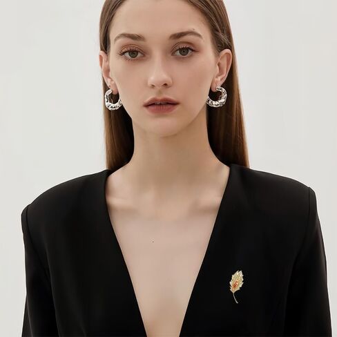 EMEGCY Leaf Brooches for Women Rhinestone Leaf Brooch Pins Crystal Leaf Brooch Gold-plated Leaf Lapel Pin Jewelry Birthday Gift for Wife Friends in Saudi Arabia