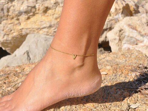 LEXODY Initial Ankle Bracelet for Women 18K Gold Plated Anklet Charm with A-Z Letter Alphabet Pendant Chain Personalized Adjustable Barefoot Jewelry Dainty Beach Jewelry Gifts in Kuwait