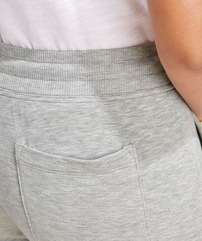 vineyard vines Women's Dreamcloth Jogger in Saudi Arabia