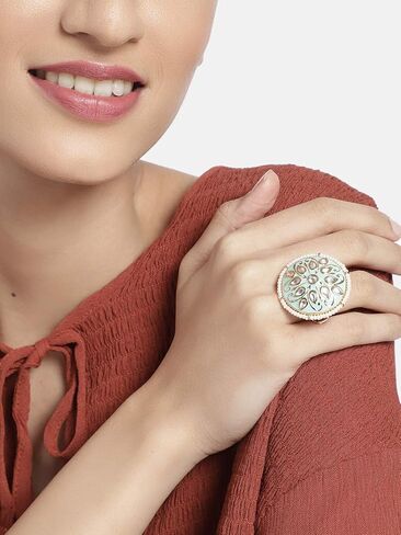 I Jewels مصنوعة بشكل معقد من المينا الأحمر التقليدي المطلي بالذهب عيار 18 قيراطًا/حلقة Moti عمل Meena منزلقة مع Polki Kundans غير مقطوعة وحواف مع Moti للنساء/الفتيات in Saudi Arabia