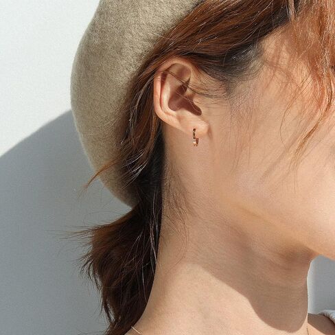 CHOW SANG SANG Delicate Gold 18K Rose Gold Intertwined Hoops, Hoops Earring Necklace for Women and Girls 91979N 91979E 91978E in Saudi Arabia