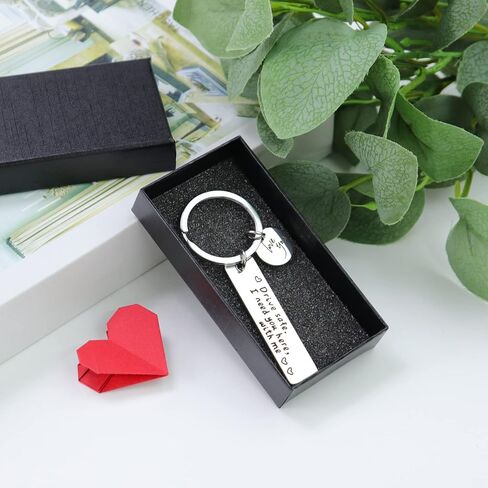 سلسلة مفاتيح درايف سيف لصديقها، Drive Safe I Need You Here With Me Love You، هدايا عيد الميلاد وعيد الحب والكريسماس للزوج والصديق والزوج، قيادة آمنة، مقاس S in Kuwait