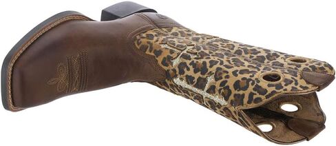 ARIAT Women's Round Up Crossroads Western Boot in Saudi Arabia