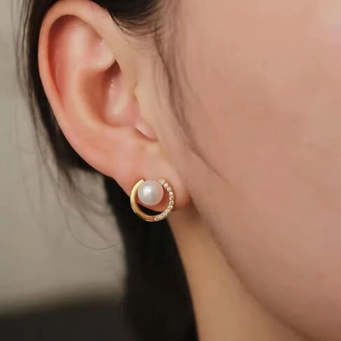 Yurielys Clip on Pearl Stud Earrings, 14K Gold Plated Cubic Zirconia Fake Piercing Button Earrings for Women Girls, Small, Pearl, Pearl in Kuwait