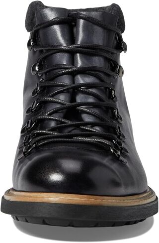 برونو ماجلي أنديز in Kuwait