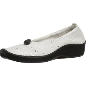 Arcopedico Women's L14 in Saudi Arabia