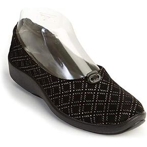 Arcopedico Women's L14 in Kuwait