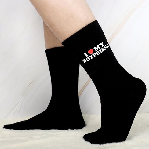 Moyel I Love My Boyfriend Socks هدايا لطيفة لصديقتك، هدايا مضحكة لصديقتك في الذكرى السنوية لعيد الحب، هدايا عيد ميلاد لها، جوارب I Heart My Boyfriend للنساء in Kuwait